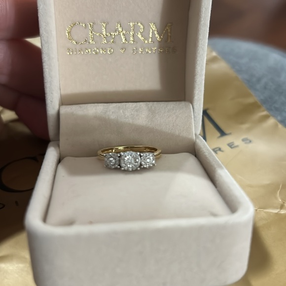 Charm- 3 Diamond Cluster Style Ring. Size 7.5 - Picture 3 of 4